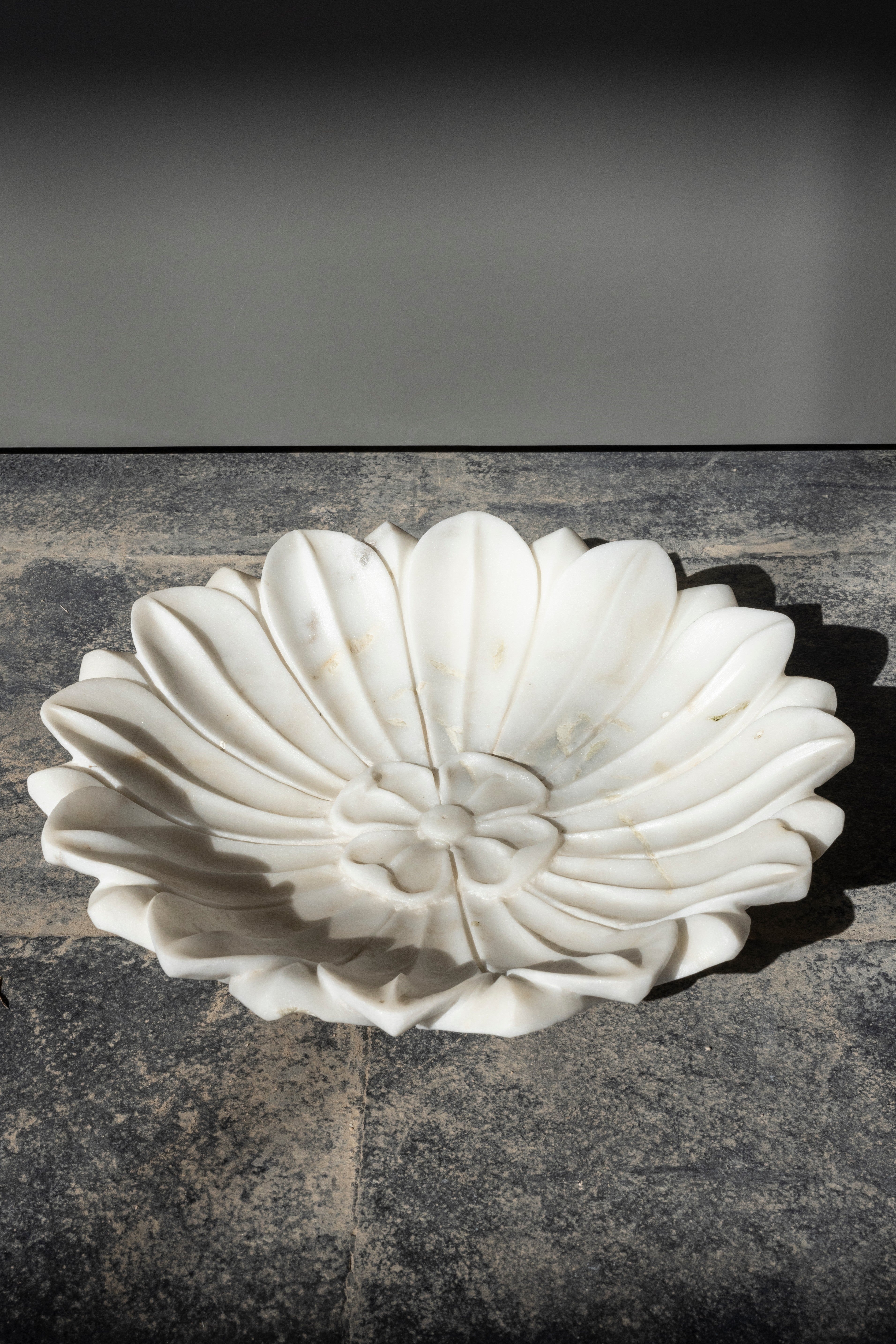 White Marble Bloom Bowl