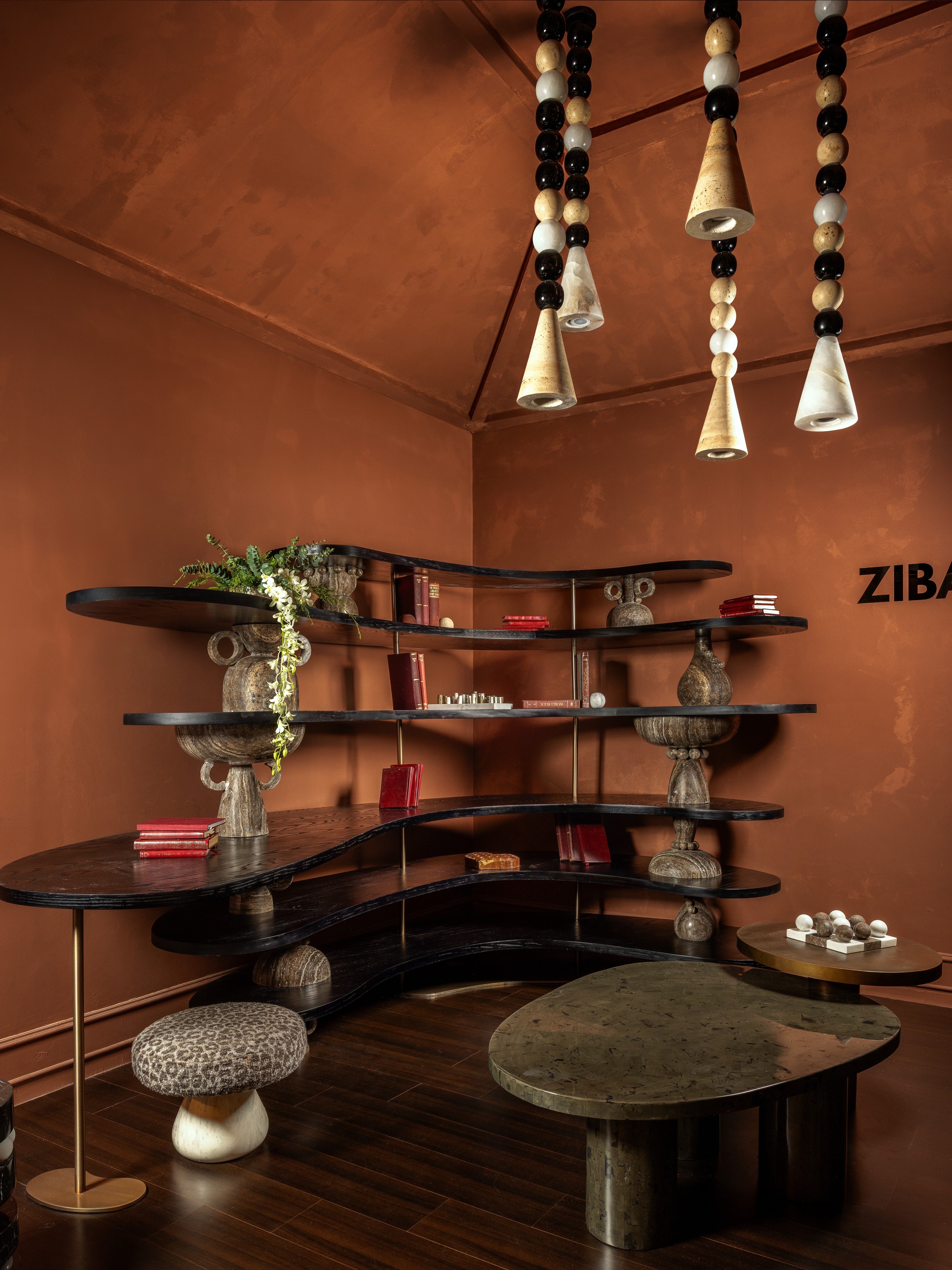 ECHOES NEST OF TABLES