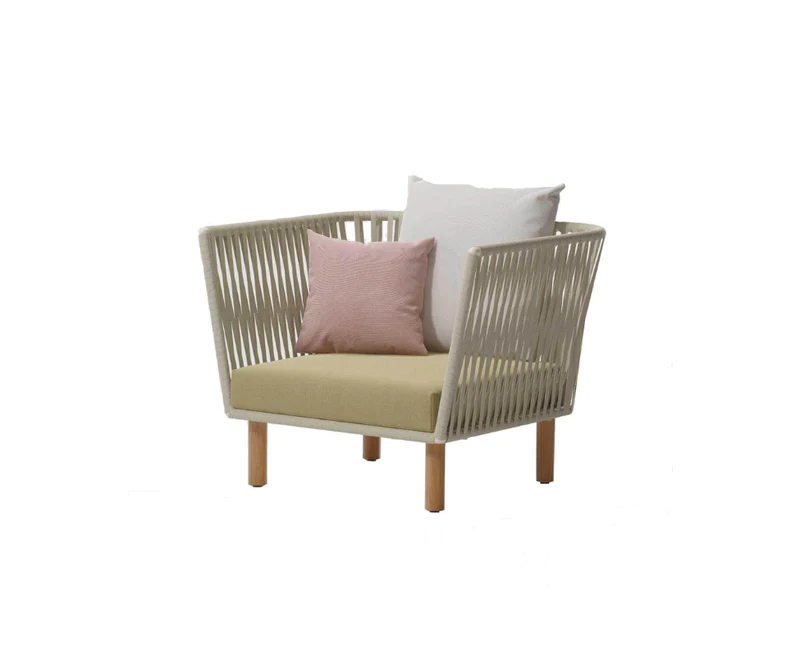 WINDSOR CASTLE OUTDOOR LOUNGESCAPE