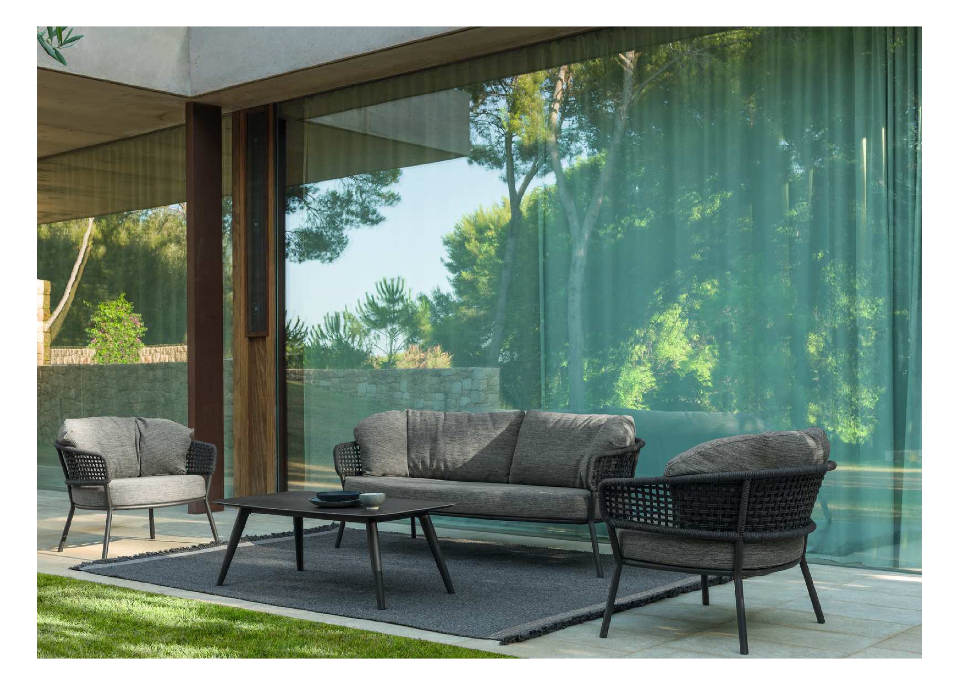 URBAN UTOPIA OUTDOOR SOFA SET