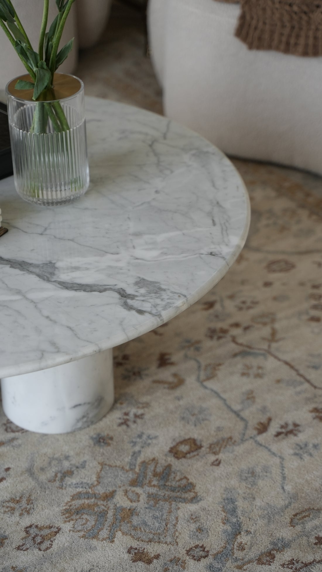 Tissu Coffee Table in White Arabescato