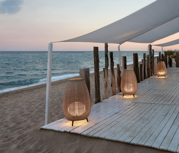 RADIENT PATHS OUTDOOR LAMP