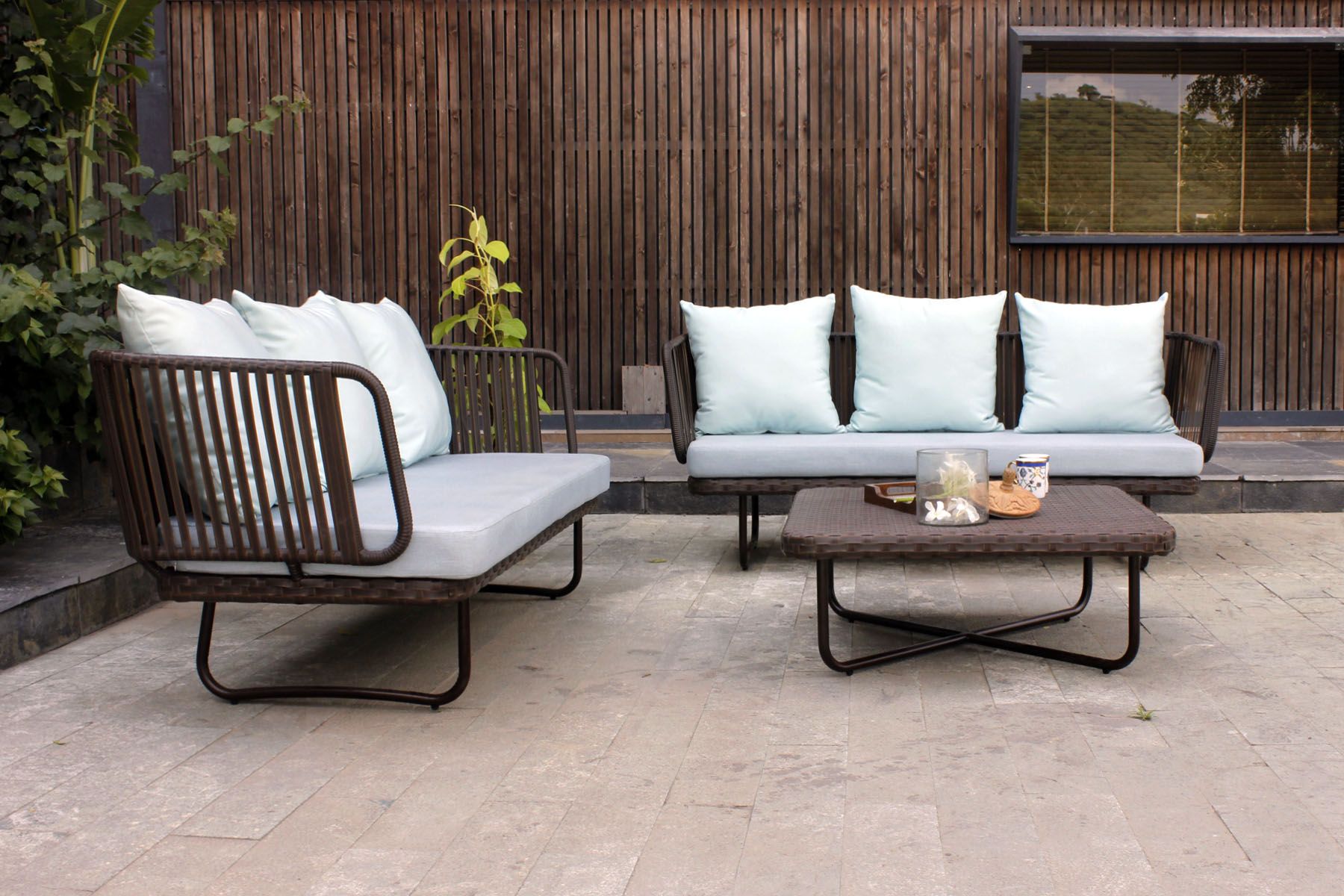 ZEN ZONE OUTDOOR SOFA