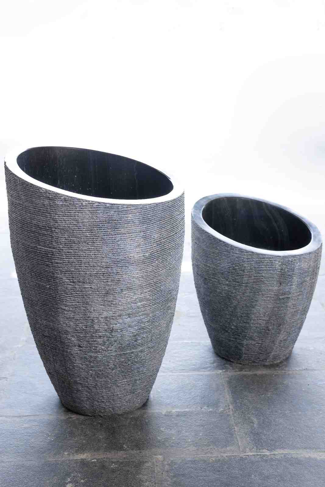 Baslana Black Stone Planter