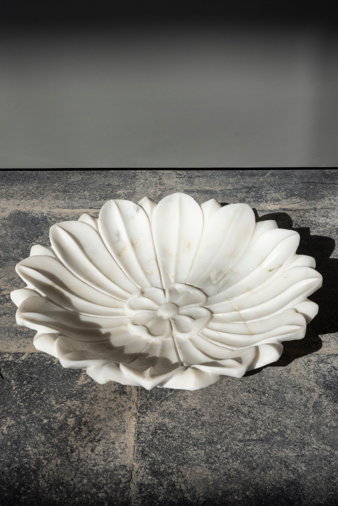 White Marble Bloom Bowl