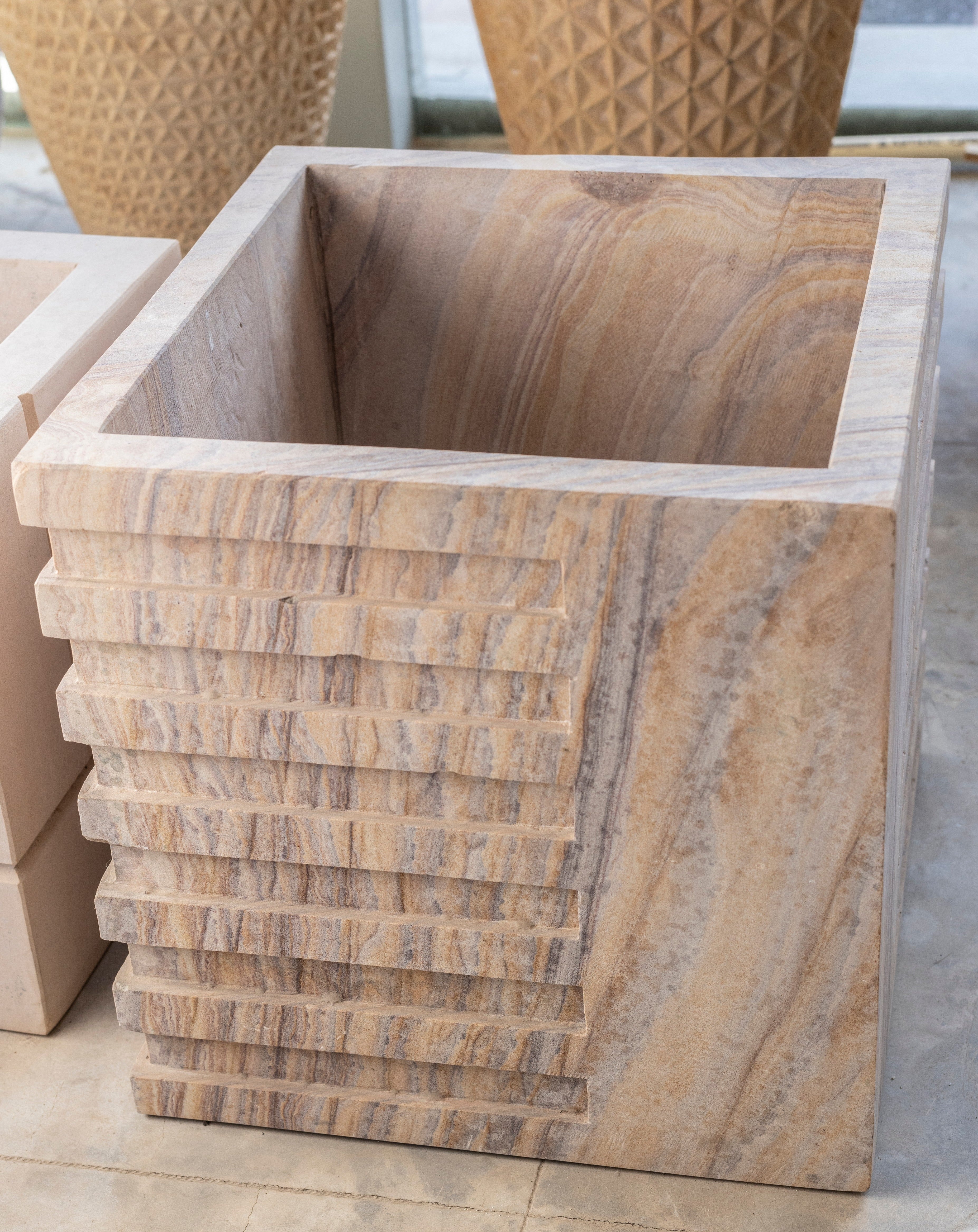 Nova Rainbow Sandstone Planter