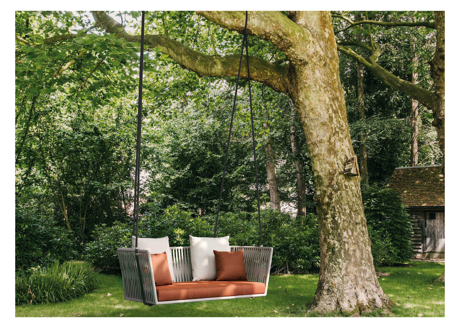 NATURE NEST OUTDOOR SWING