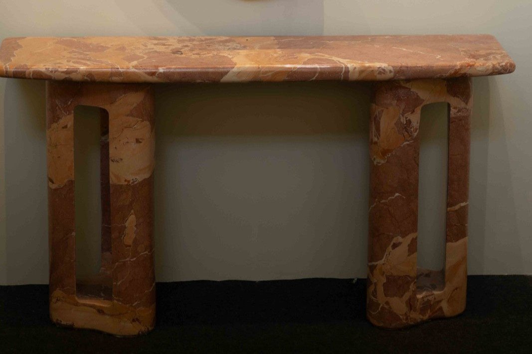 Spectra Console Table